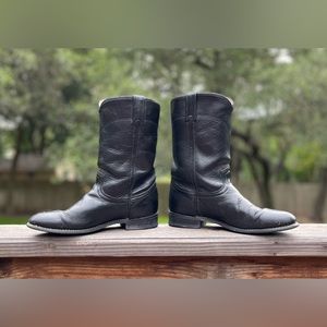 Vintage women’s Justin ropers (size 8 1/2 but fit smaller) cowboy western boots